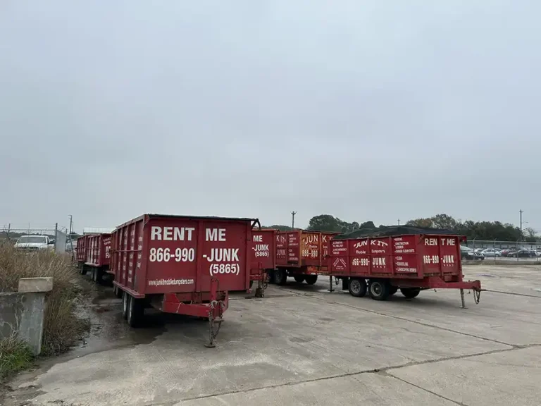 Get Rid of Your Junk Quick With Junk It Mobile Dumpsters in Houston